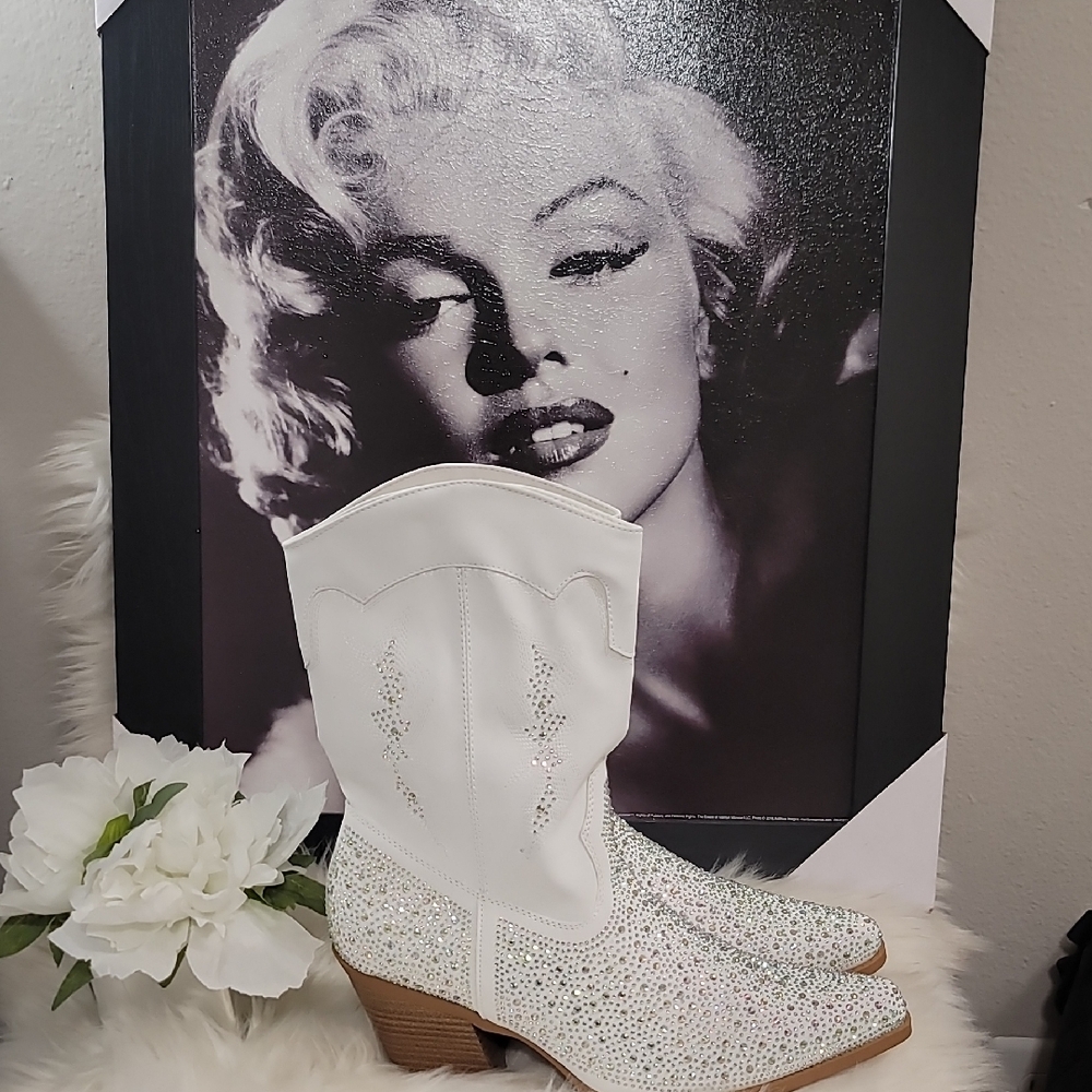 💕 Beautiful Sparkly White Rhinestone Bling Western Boots💕